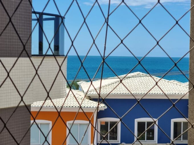APARTAMENTO NO CENTRO DE BOMBINHAS Á -+ 50MTS DA PRAIA
