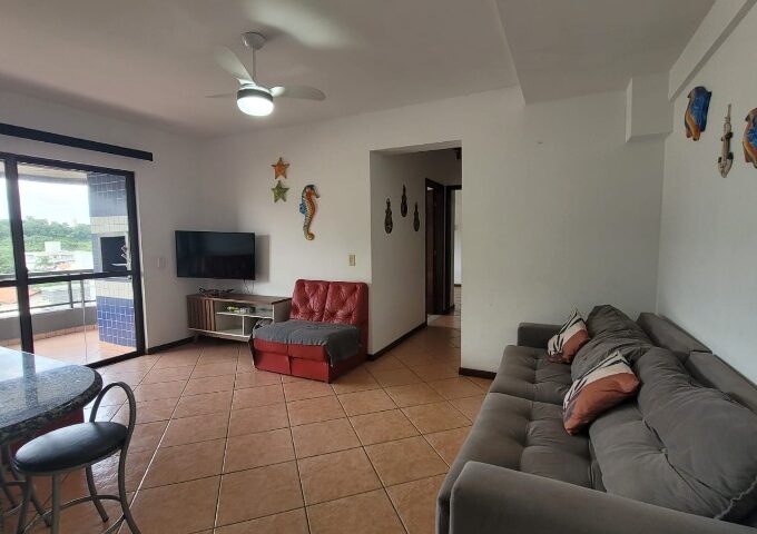 V023 – Apartamento com 2 dormitórios á 100m da Praia de Bombinhas Centro