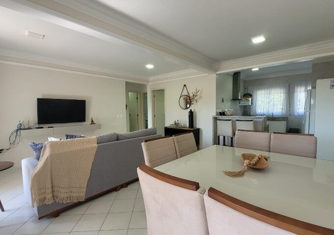 291 – APARTAMENTO 3 QUARTOS PARA ALUGAR EM BOMBINHAS – SOLAR DAS BROMÉLIAS